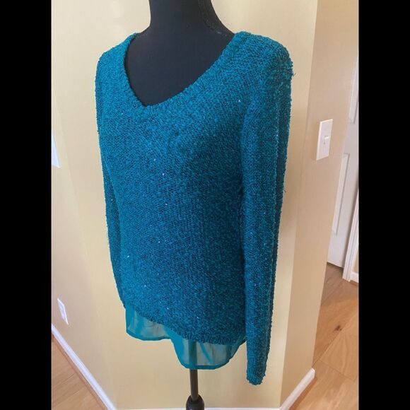 Apt. 9 Women's size Small Petite Stunning Green/Blue Sequined Sweater - Picture 6 of 12